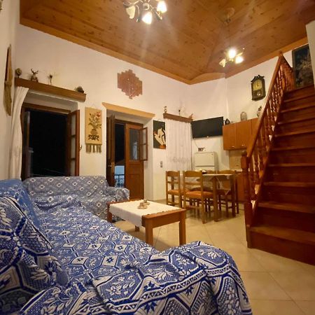 Villa Afroditi Chalki Town Extérieur photo