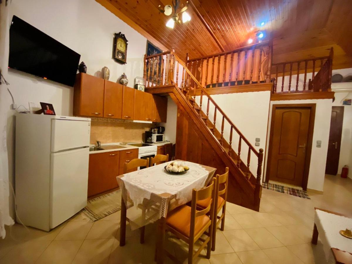 Villa Afroditi Chalki Town Extérieur photo